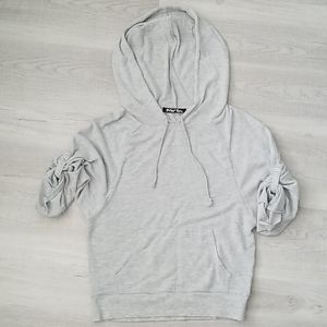 💜2/15💜 Grey sweater